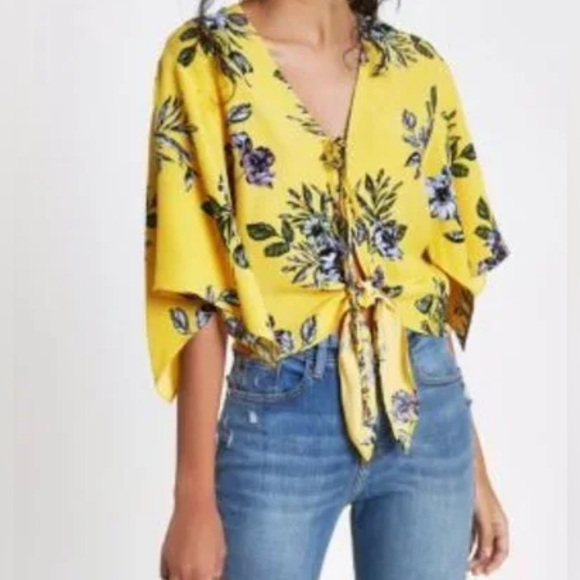 Forever 21 Yellow Tie-Front Notched Collar Blouse - Picture 1 of 7